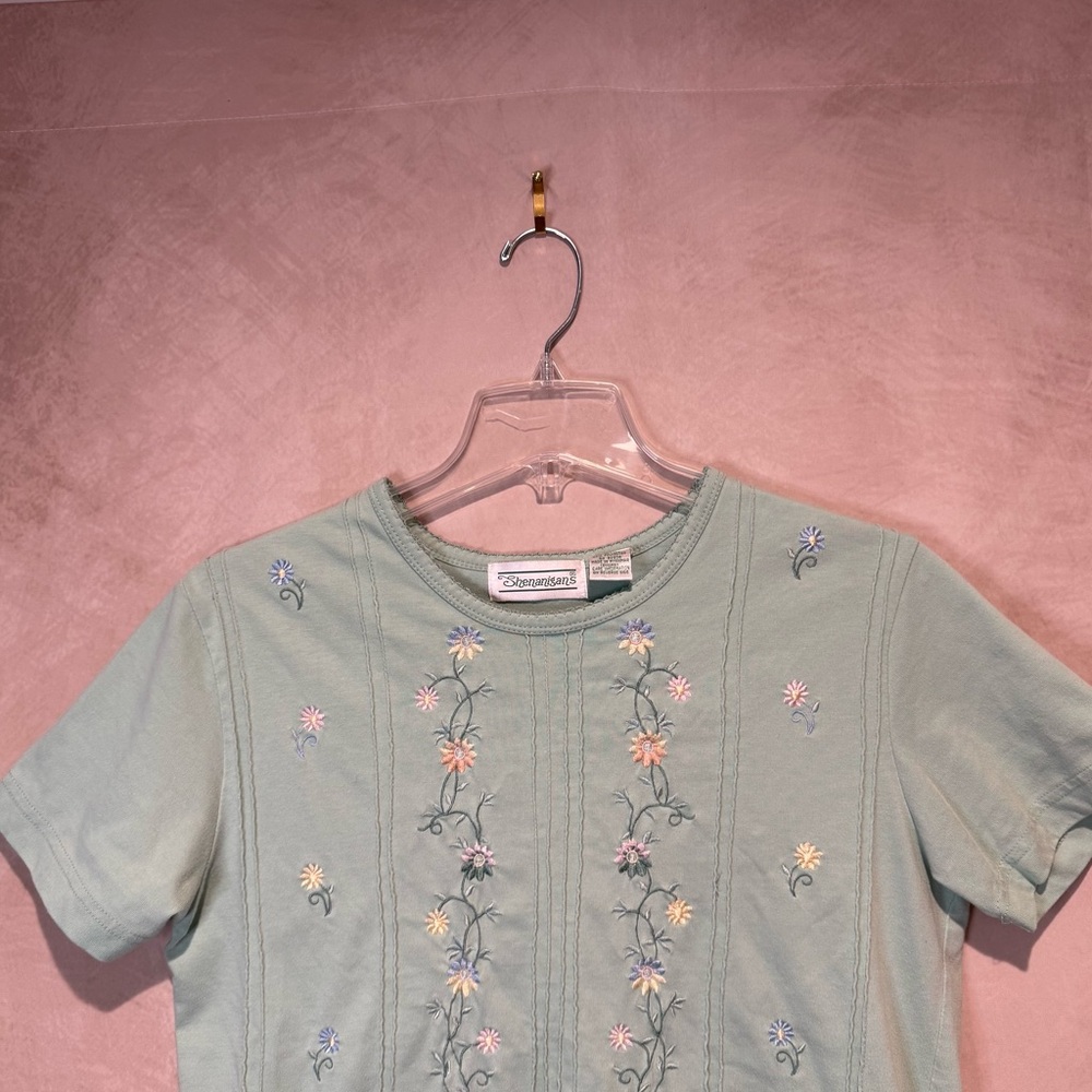 Shenanigans Floral Embroidered Tee Sage Green Size Small - Picture 2 of 8